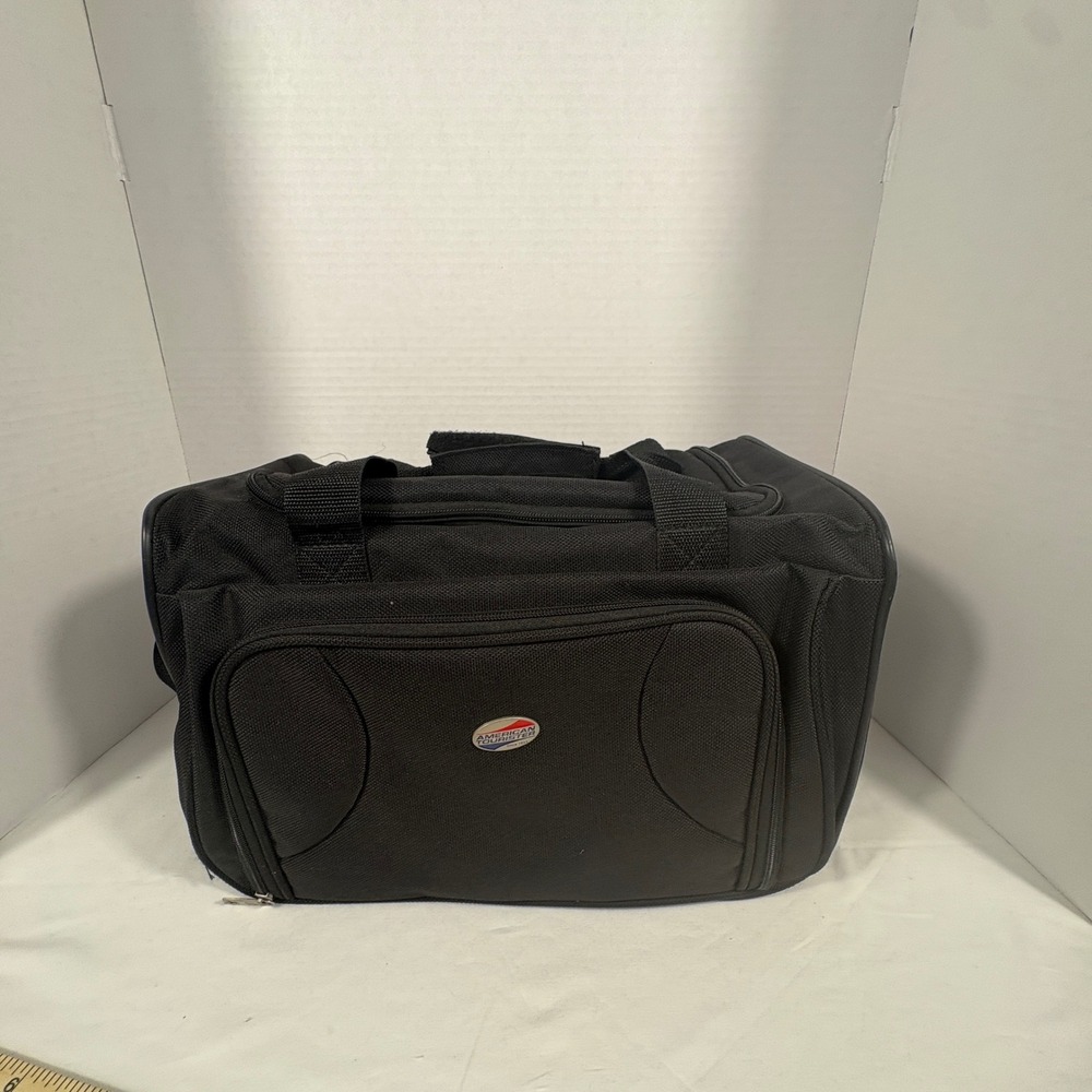 American Tourister Black Small Travel Duffel Bag Carry On Personal Item KL-59